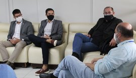 Economia firma laços estratégicos com reitoria da Ufal