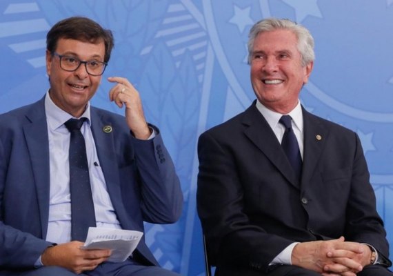 Collor assegura mais de R$ 3 mi para investimentos em Maragogi
