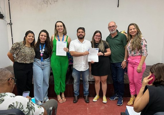 CPLA assina contrato com Estado para fornecimento de leite em pó