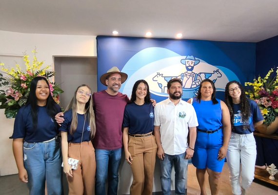 Dirigentes e cooperados da CPLA marcam presença na abertura oficial da 41ª Expo Bacia