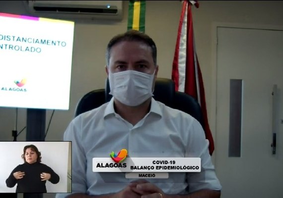 Governo anuncia retorno das aulas presenciais para adultos