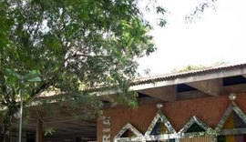TRE-AL suspende ordem de retirada de cartazes políticos na Ufal