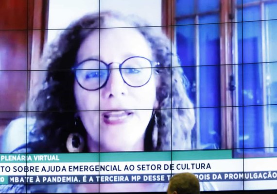 Câmara aprova ajuda de R$ 3 bilhões ao setor cultural