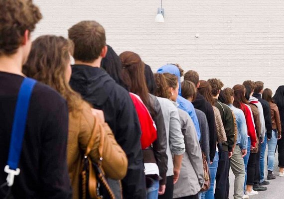Taxa de desemprego de jovens atinge 27,1% no primeiro trimestre