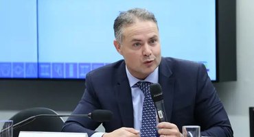 Sem mágica e sem mentiras: Renan Filho cresce porque fez a mudança que Alagoas queria