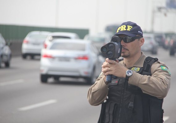 PRF volta a fiscalizar rodovias federais com radares móveis