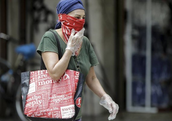 Brasil registra 667 mortes por Covid-19 e 13,7 mil casos confirmados