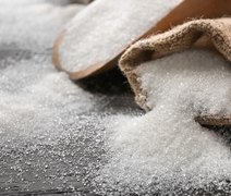 Cotações do açúcar bruto atingem mínima de 30 dias