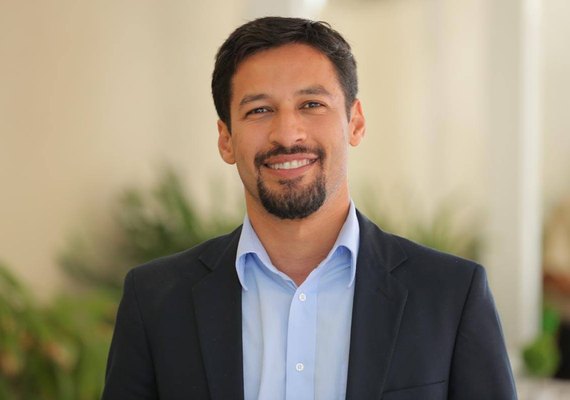 Rodrigo cunha pede empenho da população em orçamento