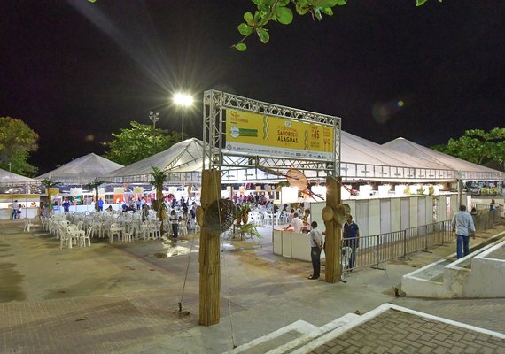 Maceió recebe festival gastronômico na orla de Pajuçara