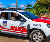 Homem foge por telhados, mas é preso com droga e revólver em Arapiraca
