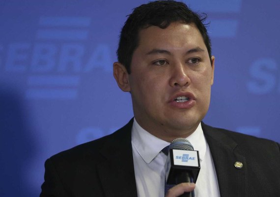 Ministro do Trabalho é afastado pelo STF em investigação sobre fraudes