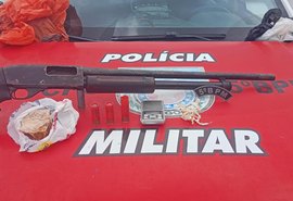 PM apreende arma e drogas em Maceió e Cajueiro