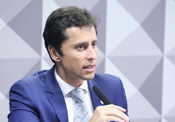 Banco Master é acusado de descontar ilegalmente R$ 92 milhões de benefícios