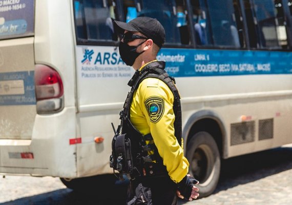 Operação da SMTT tem mais de 100 abordagens e 78 autos lavrados