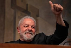 Pesquisa Ipespe: Lula tem 44% das intenções de voto no 1º turno