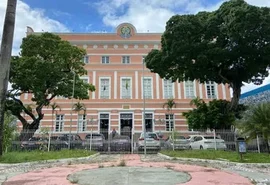 Deputados da base de Paulo e Renan também caminham com Arthur Lira