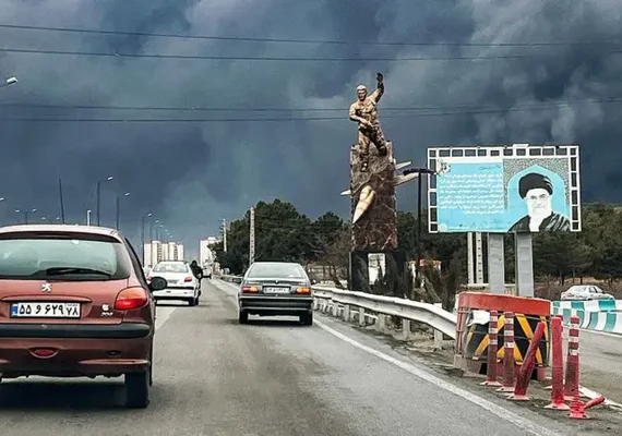 Conheça a ''Chuva negra'', fenômeno que atingiu o Irã após ataques