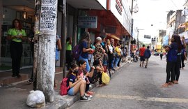 População reclama de infraestrutura dos pontos de ônibus no Centro de Maceió