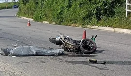 Motociclista morre após colisão com van em Rio Largo