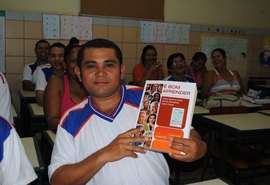 Ejai abre matrículas em 46 escolas com turmas de tarde e de noite