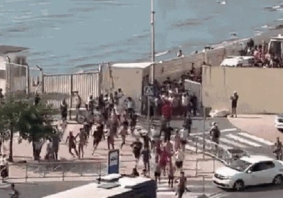 Milhares de imigrantes entram em Ceuta e Espanha pede apoio do Exército