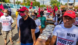 Protesto contra a Braskem fecha Avenida Assis Chateubriand e deixa o trânsito caótico