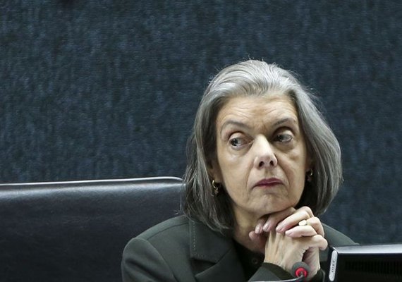 Cármen Lúcia se torna voto-chave em impasse entre Moraes e Mendonça no STF