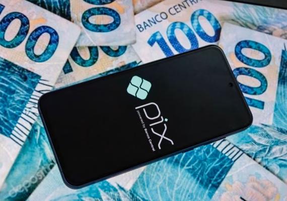 Brasil pode ter inventado o futuro do dinheiro, sugere Nobel