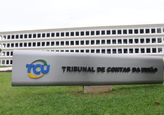 Às vésperas do Enem, TCU nega pedido de afastamento do presidente do Inep