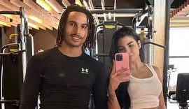 Matuê anuncia fim do namoro com Débora Soares após quatro anos