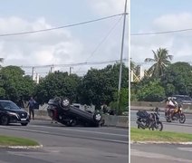 Motorista faz manobra para evitar batida e capota carro em Marechal