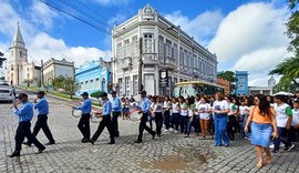 Mais de 500 estudantes participam da Caminhada Literária de Viçosa