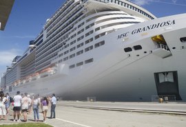 Saúde garante assistência a turistas de transatlântico que atracou em Maceió nesta quarta-feira