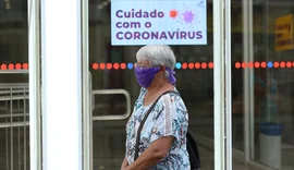 Quarta dose de vacina contra Covid-19 para idosos será aplicada a partir de segunda (21)