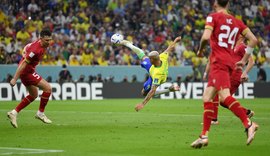 Com golaço de Richarlison, Brasil vence Sérvia por 2 a 0 em sua estreia na Copa