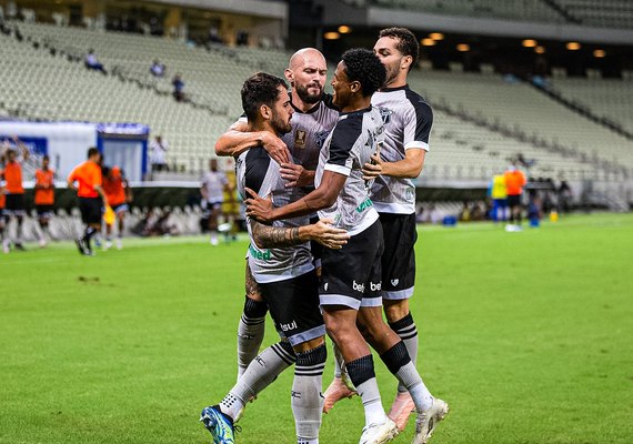 Ceará SC vence partida contra CSA na Arena Castelão