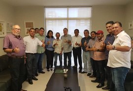 Prefeito Júlio Cezar anuncia voto em Renan Calheiros