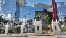 Metade dos secretários de Renan Filho deve disputar nas eleições em 22