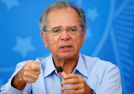 Guedes diz que governo não pretende prolongar auxílio emergencial