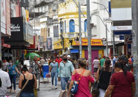 Empresários protestam hoje (03) no centro de Maceió contra o desordenamento dos ambulantes
