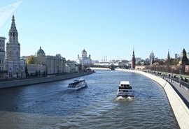 Passeio pelo rio Moscou revela história e beleza da capital russa
