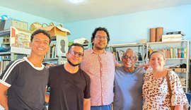 Acervo do pesquisador Zezito Araújo é doado à Ufal e será preservado por parceria entre NEABI e Laged