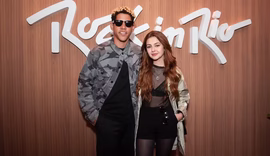 Klara Castanho e Cauê Campos assumem namoro durante o Rock in Rio