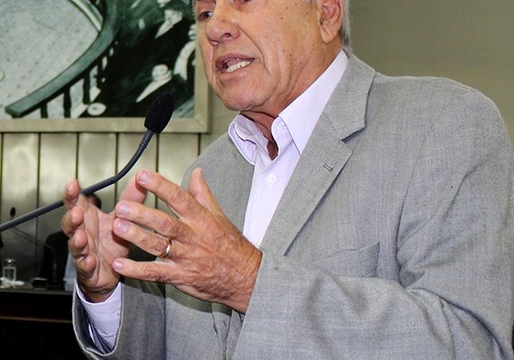 Presidente da Faeal cobra do Estado regularização de matadouros em AL