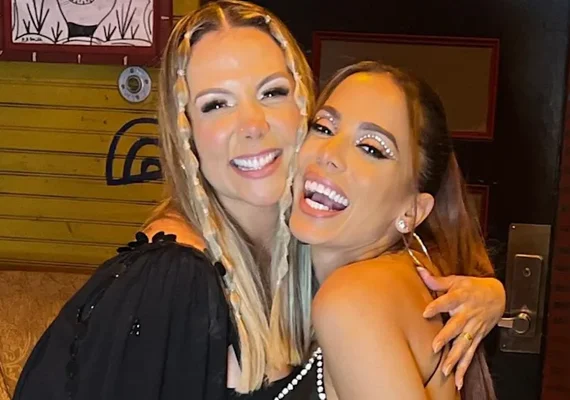 'We Are Carnaval': Anitta dispensa Kim Kardashian e curte Carnaval em Orlando