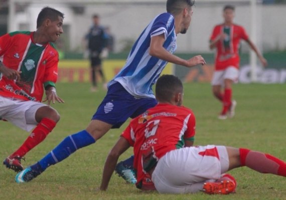 Em Capela, CSA sofre gol no fim e perde para o Dimensão na estreia do Estadual