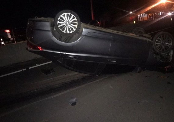 Motociclista morre após invadir a contramão e colidir com carro na AL-220