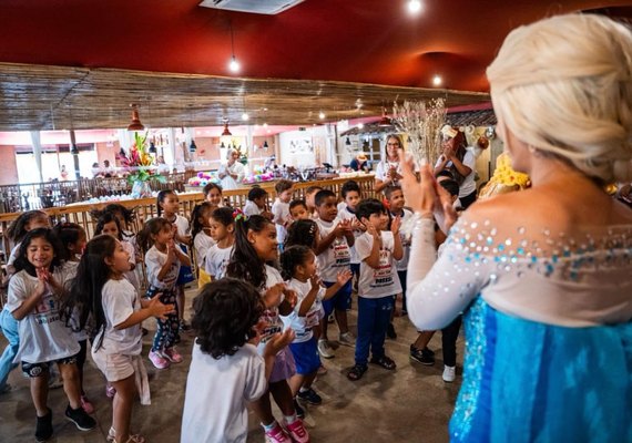 Abrasel/AL realiza Semana Solidária da Criança para 1.643 estudantes da rede pública de Maceió