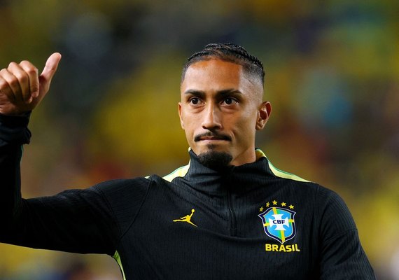 Raphinha treina com grupo e avança na recuperação para a Copa do Mundo